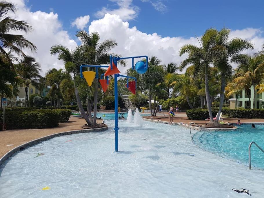 Slice Of Paradise At Aquatika Loiza Exterior foto